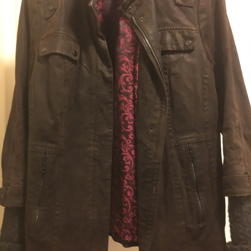 Beautiful fall jacket/blazer by Danier. - Picture 8 of 8